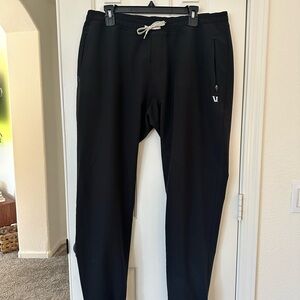 Vuori Men’s Joggers